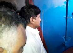 PMLN MNA Mian Imtiaz Dabang entry in police station
